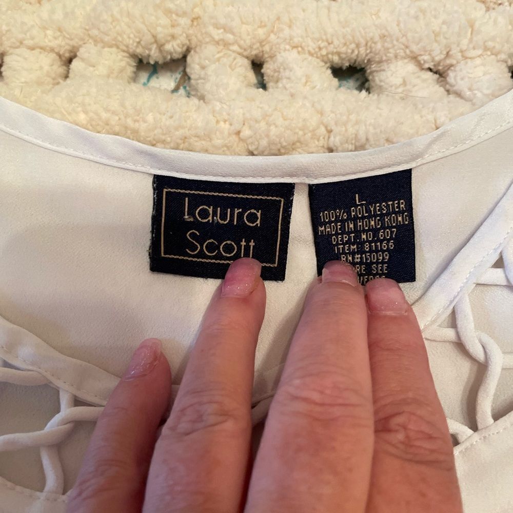 LAURA Scott white top size L - Picture 4 of 7